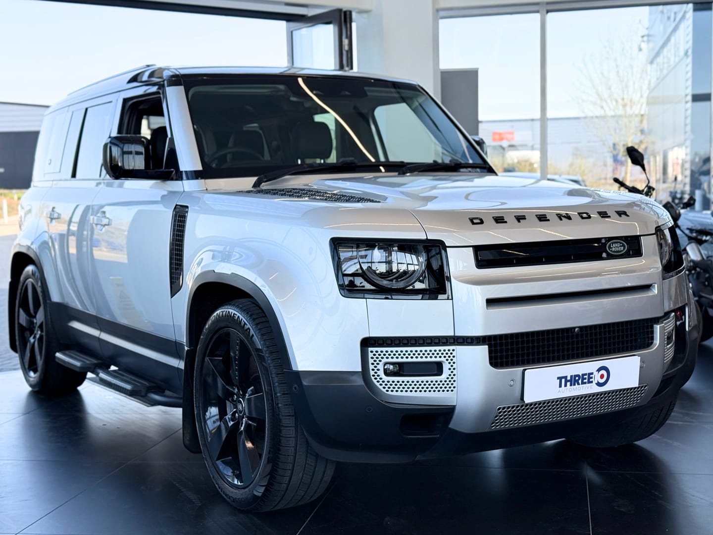 Land Rover Defender 110 LAND ROVER DEFENDER FIRST EDITION D AUTO